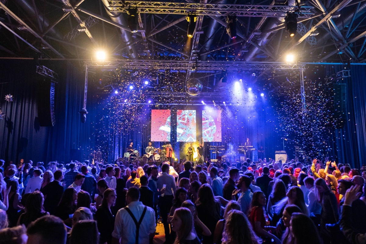 Weihnachtszauber die Party am 1. Weihnachtstag am 25.12.2025 in